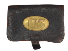 E. GAYLORD PISTOL CARTRIDGE BOX WITH BABY US PLATE